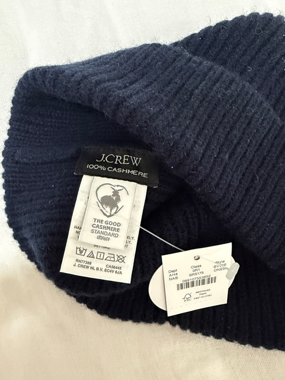 100% Cashmere JCrew Men's Ribbed Knit Beanie Hat - navy - Picture 2 of 2